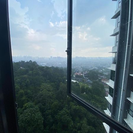 קואלה לומפור Ayuman Suites, Gombak With Kl City View חדר תמונה