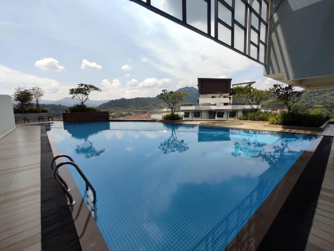 קואלה לומפור Ayuman Suites, Gombak With Kl City View מראה חיצוני תמונה